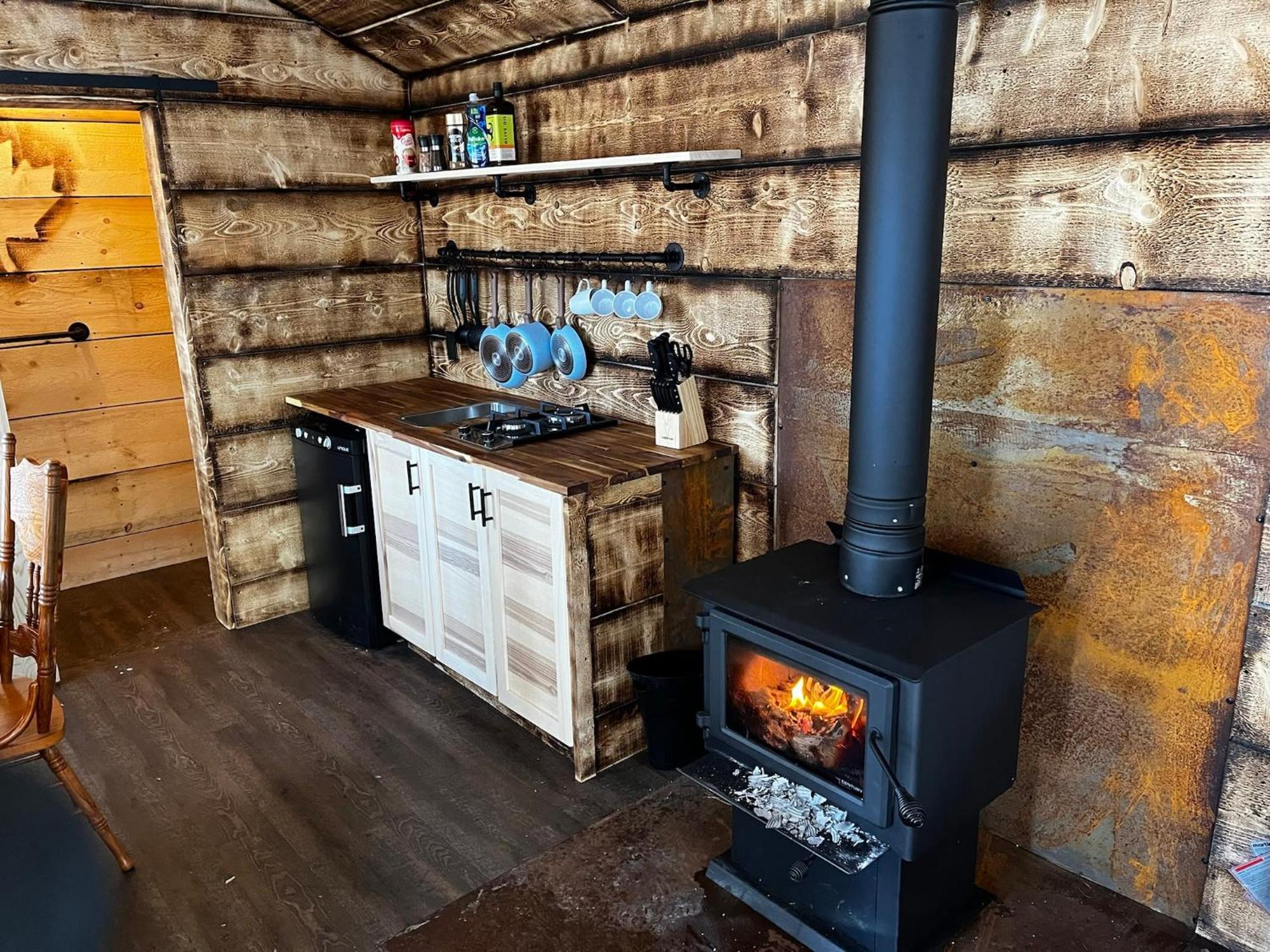 Your Cozy Cabin Retreat Saint-Remi-d'Amherst Exterior photo
